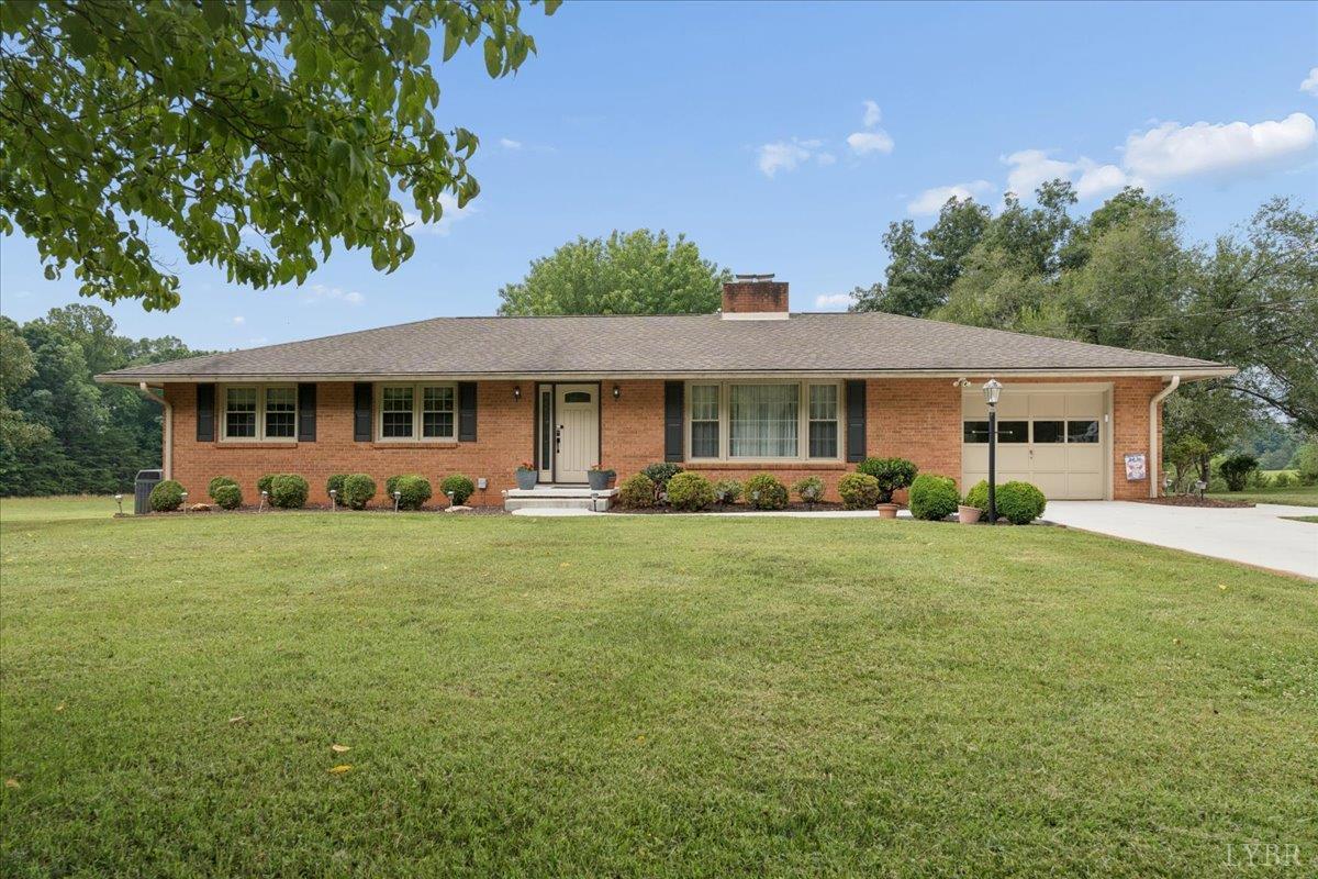 2310 Triggs Road Bedford, VA 24523 - Photo 2 of 63