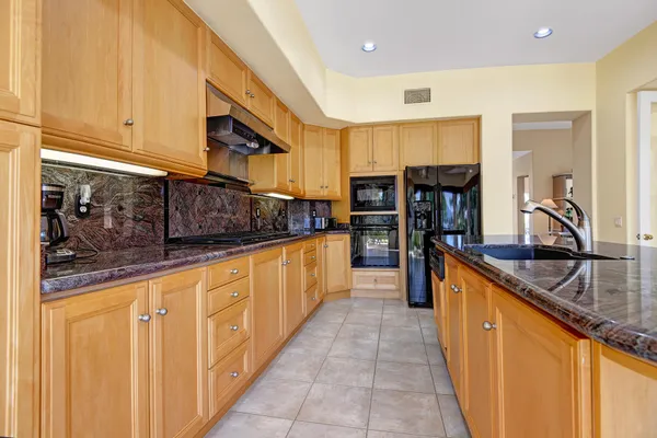 $1,299,000 | 79715 Mandarina, La Quinta, CA 92253