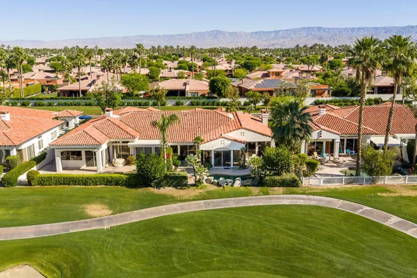 $1,299,000 | 79715 Mandarina, La Quinta, CA 92253