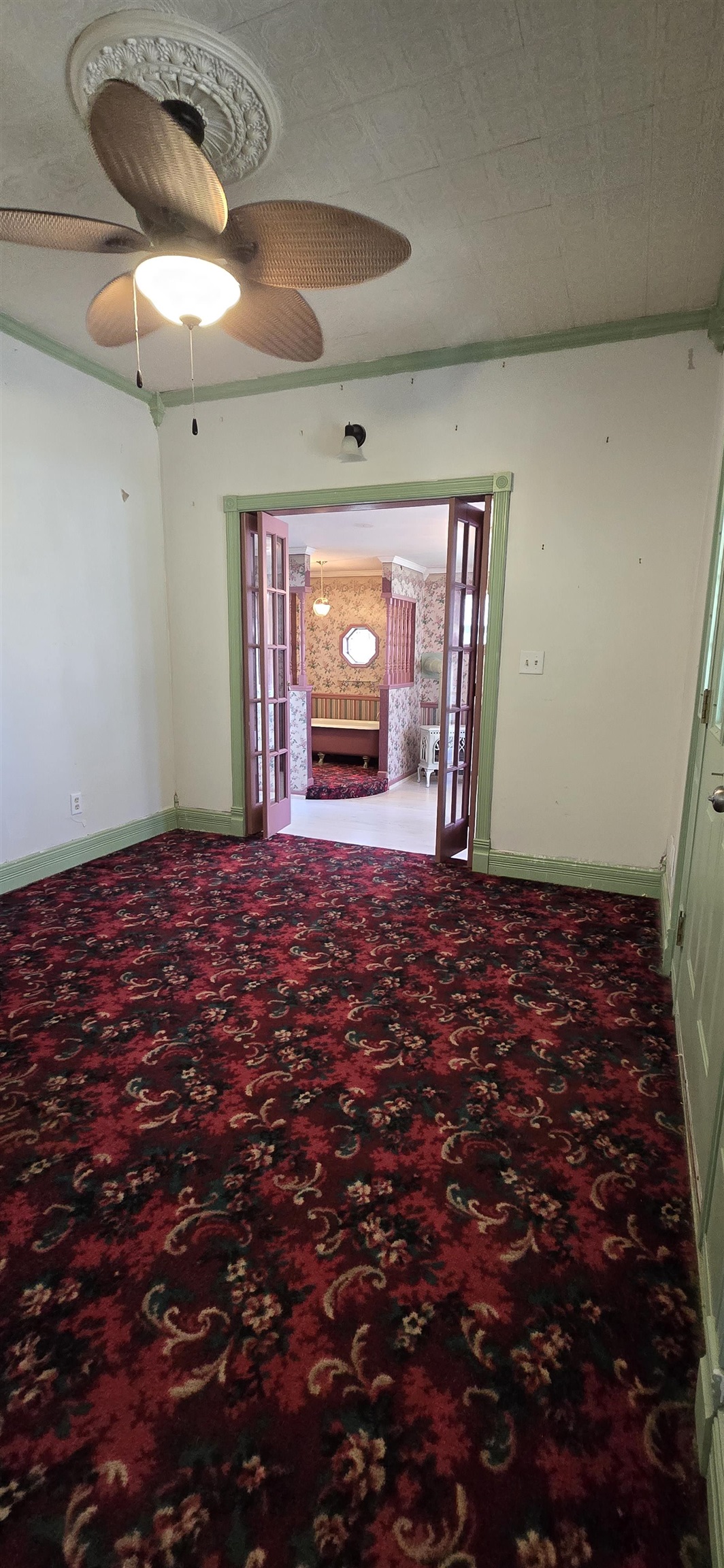 738 Clark Street Thermopolis, WY 82443 - Photo 4 of 19