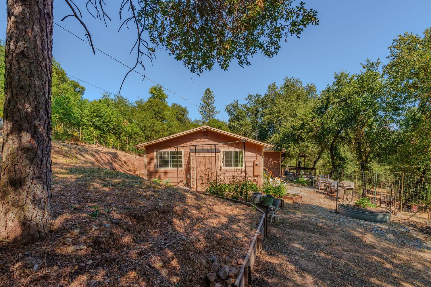 2988 Spring Hill Road San Andreas, CA 95249 - Photo 81 of 95