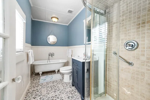 $1,850 | 3811 Avenue O, Galveston, TX 77550