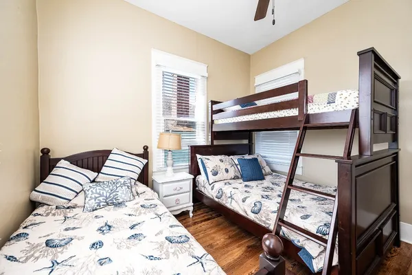$1,850 | 3811 Avenue O, Galveston, TX 77550