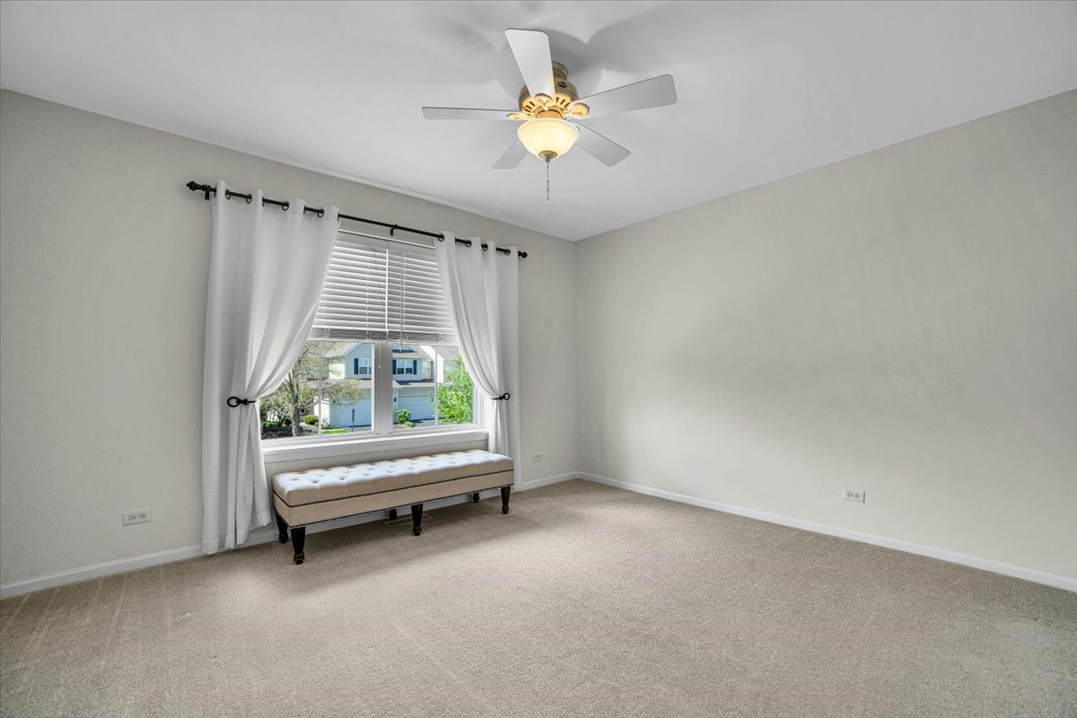 240 Grand Ridge Road St. Charles, IL 60175 - Photo 14 of 27