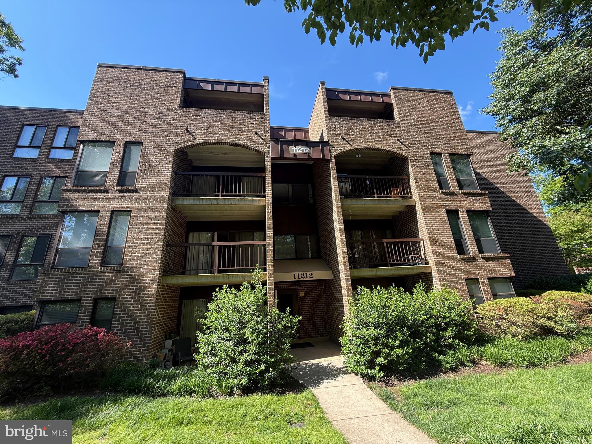 11212 Chestnut Grove Square, Unit 115 Reston, VA 20190 - Photo 1 of 25