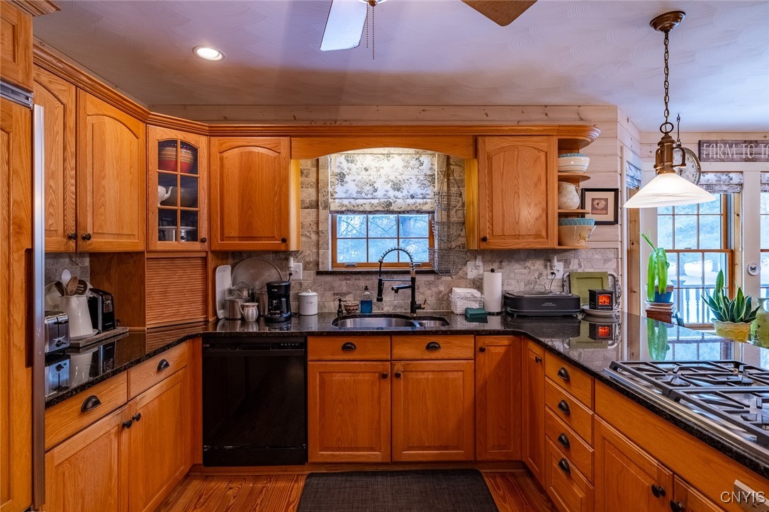 116 Benedict Manor Drive Sullivan, NY 13082 - Photo 11 of 49 Kitchen