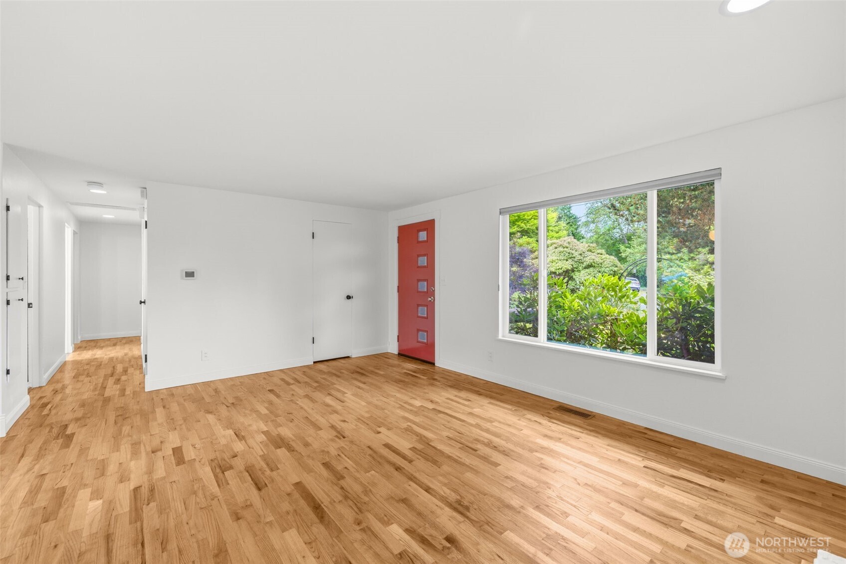 8315 198th Street Southwest Edmonds, WA 98026 - Photo 10 of 37