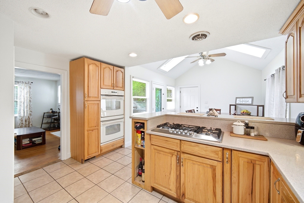 616 Cooley Street Springfield, MA 01128 - Photo 4 of 37