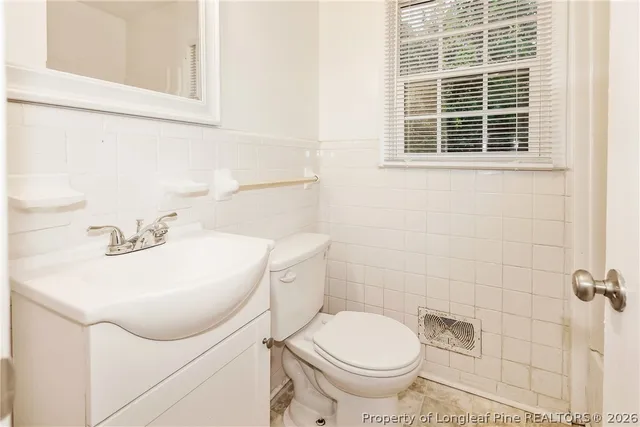 $899 | 816 Pilot Avenue, Fayetteville, NC 28303