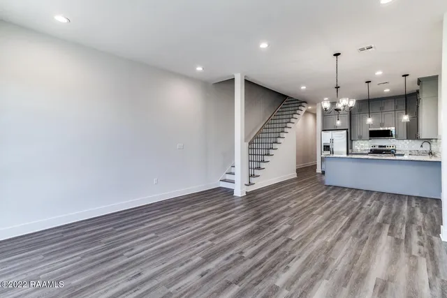 $1,895 | 711 East Main Street, Unit 500, Broussard, LA 70518