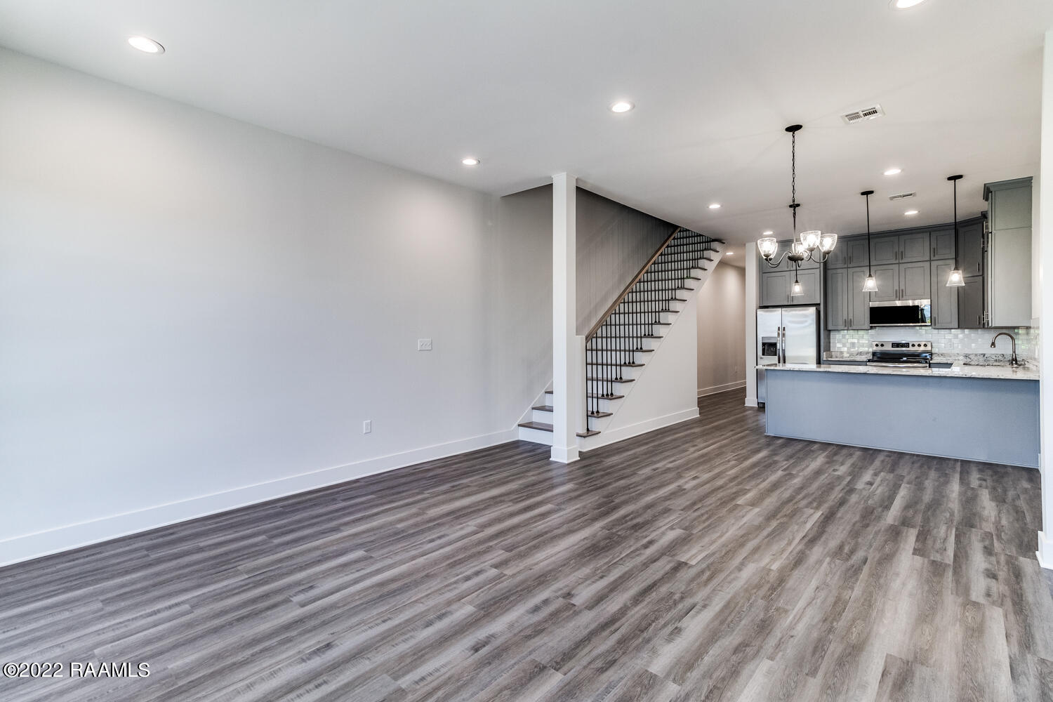 711 East Main Street, Unit 500 Broussard, LA 70518 - Photo 3 of 20 711 E Main Updated-1