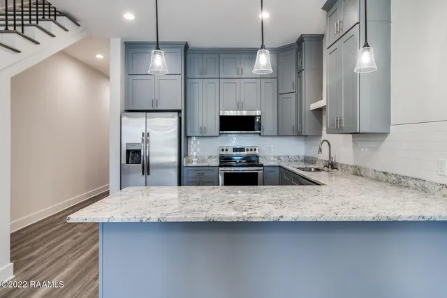 $1,895 | 711 East Main Street, Unit 500, Broussard, LA 70518