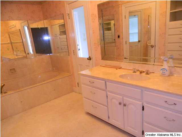 4267 Walnut Street Pinson, AL 35126 - Photo 15 of 28