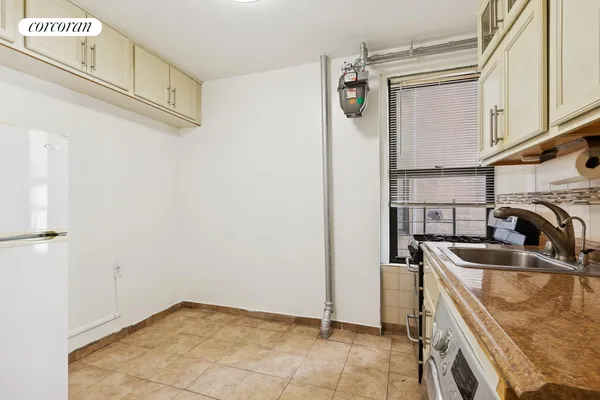 $250,000 | 3692 Broadway, Unit 24 | Hamilton Heights