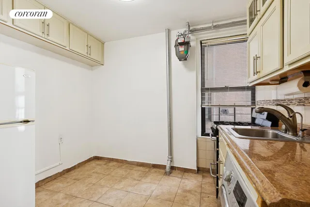 $250,000 | 3692 Broadway, Unit 24 | Hamilton Heights