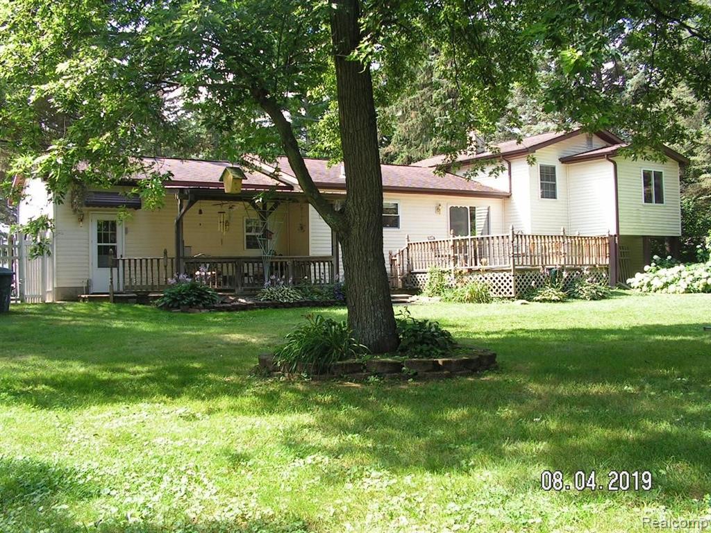4345 Crosby Road Flint, MI 48506 - Photo 3 of 30 Gallery Image 3