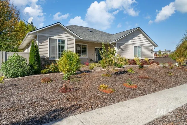 $562,000 | 865 Fairview Drive, Moscow, ID 83843