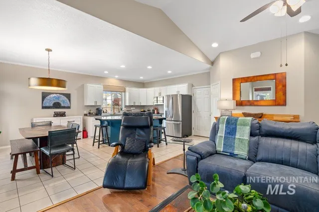 $562,000 | 865 Fairview Drive, Moscow, ID 83843