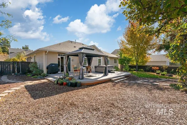 $562,000 | 865 Fairview Drive, Moscow, ID 83843