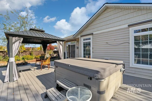 $562,000 | 865 Fairview Drive, Moscow, ID 83843