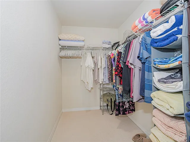 $2,400 | 5520 45th Avenue, Vero Beach, FL 32967