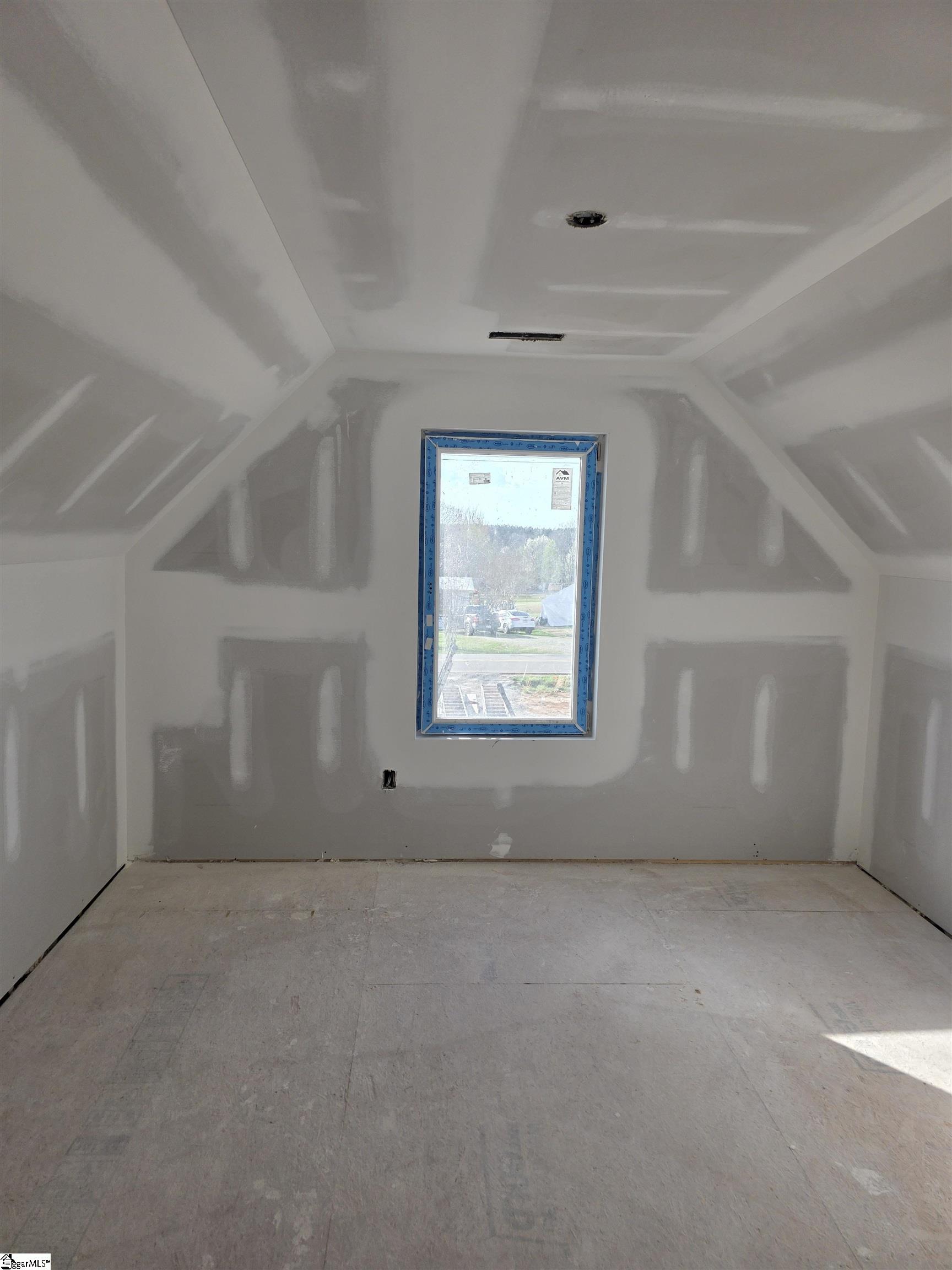 992 Bumblebee Lane Wellford, SC 29385 - Photo 8 of 10