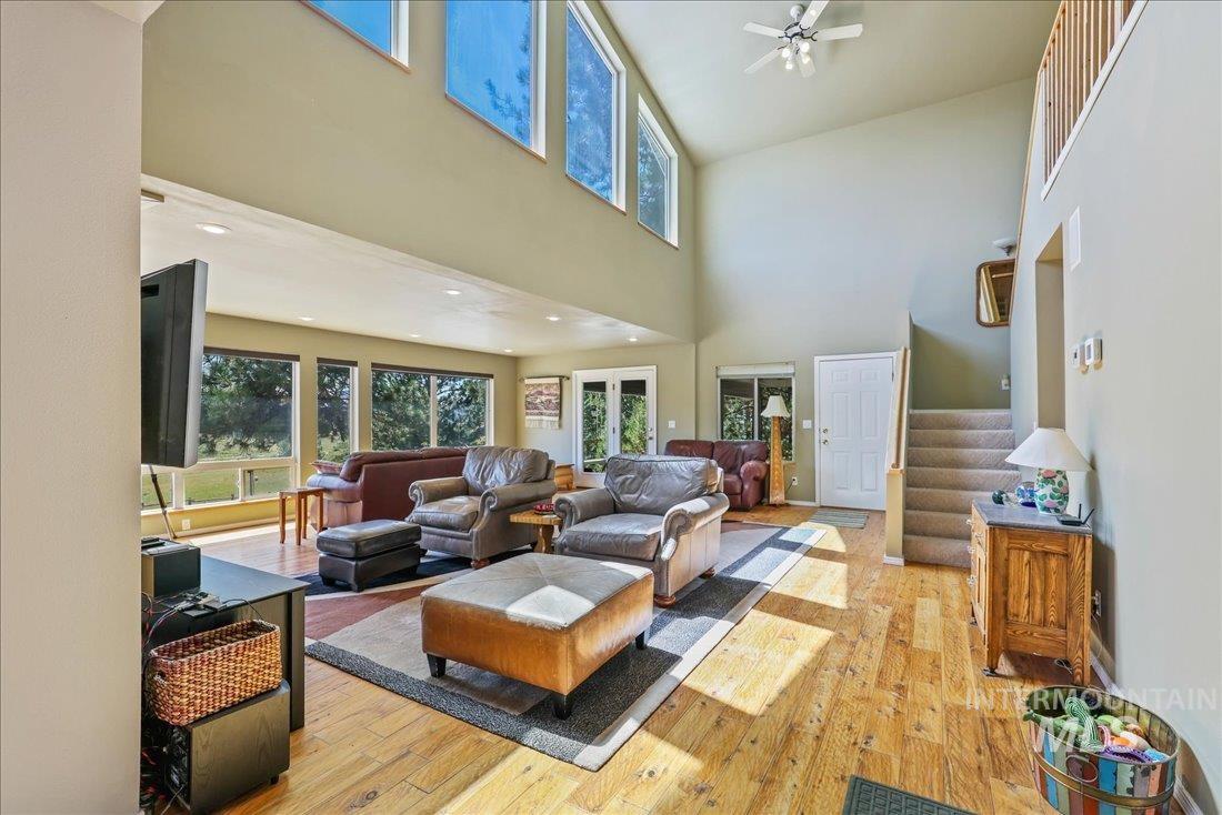 111 Ranch Circle Cascade, ID 83611 - Photo 6 of 43