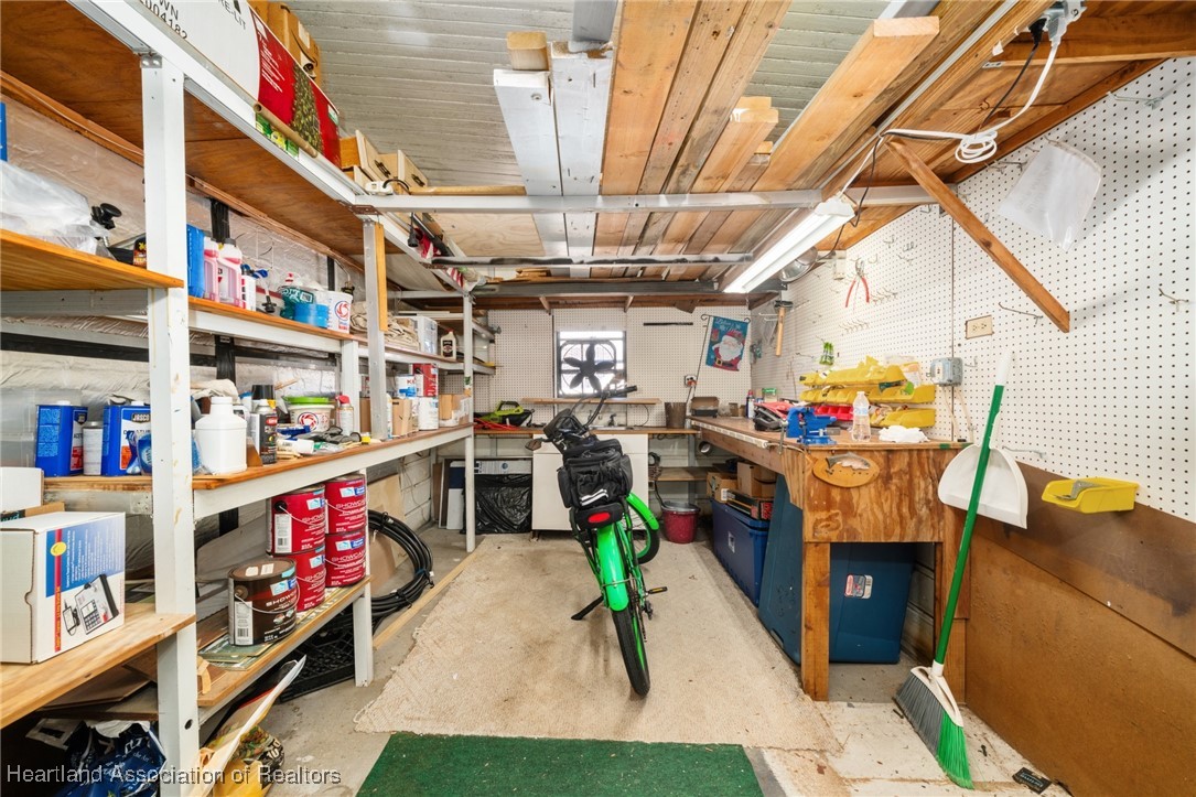 1523 Caribbean Road Sebring, FL 33870 - Photo 36 of 46 WORKSHOP