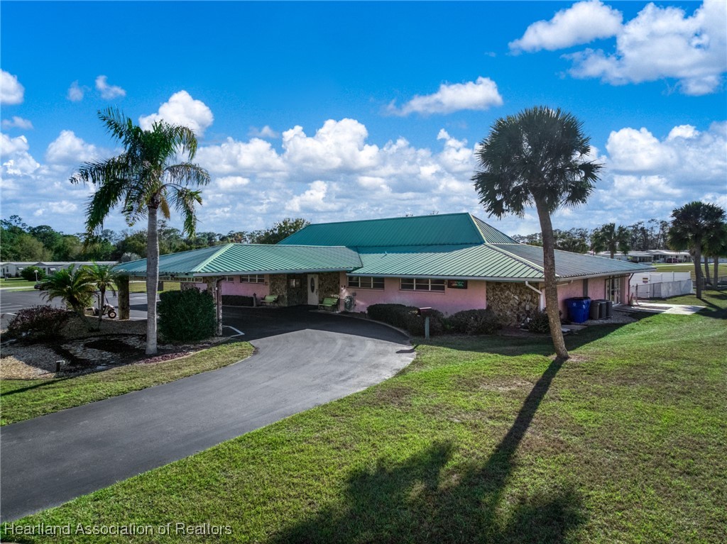 1523 Caribbean Road Sebring, FL 33870 - Photo 43 of 46