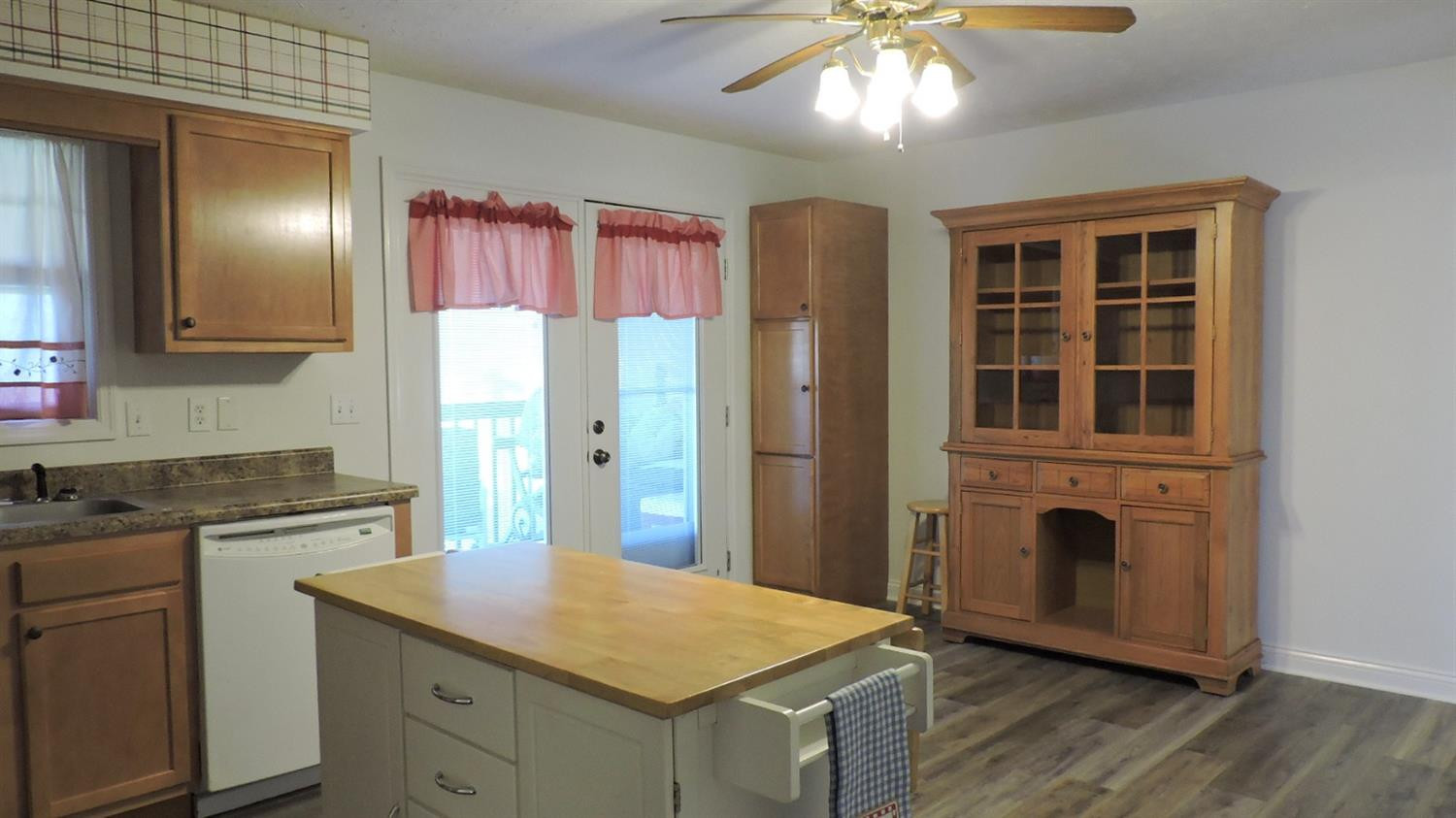 130 Tabor Road Jeffersonville, KY 40337 - Photo 10 of 26 Photo 10