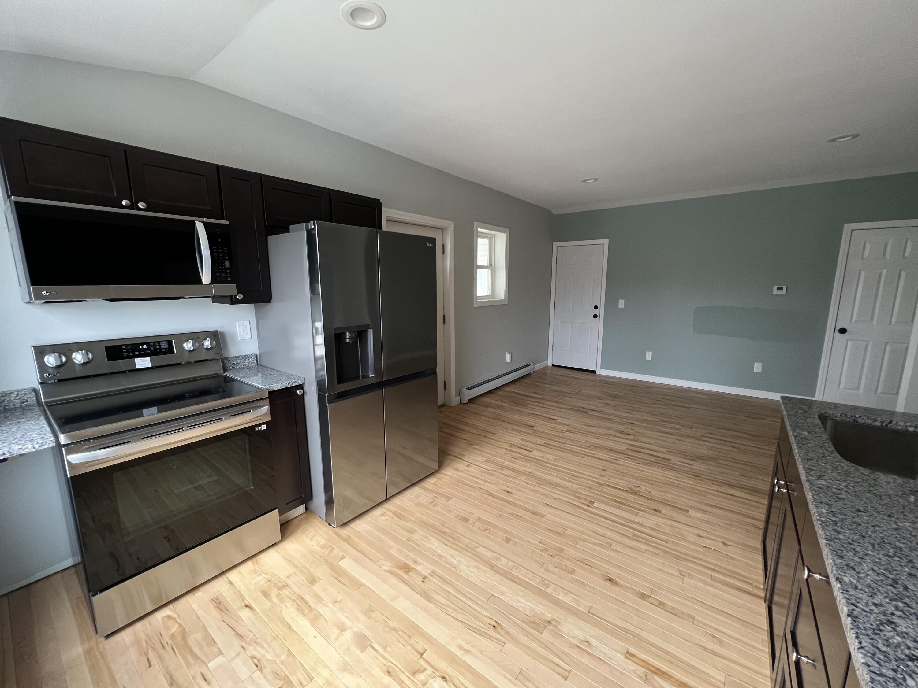 48 Spring Street Lewiston, ME 04240 - Photo 33 of 41 Unit 3