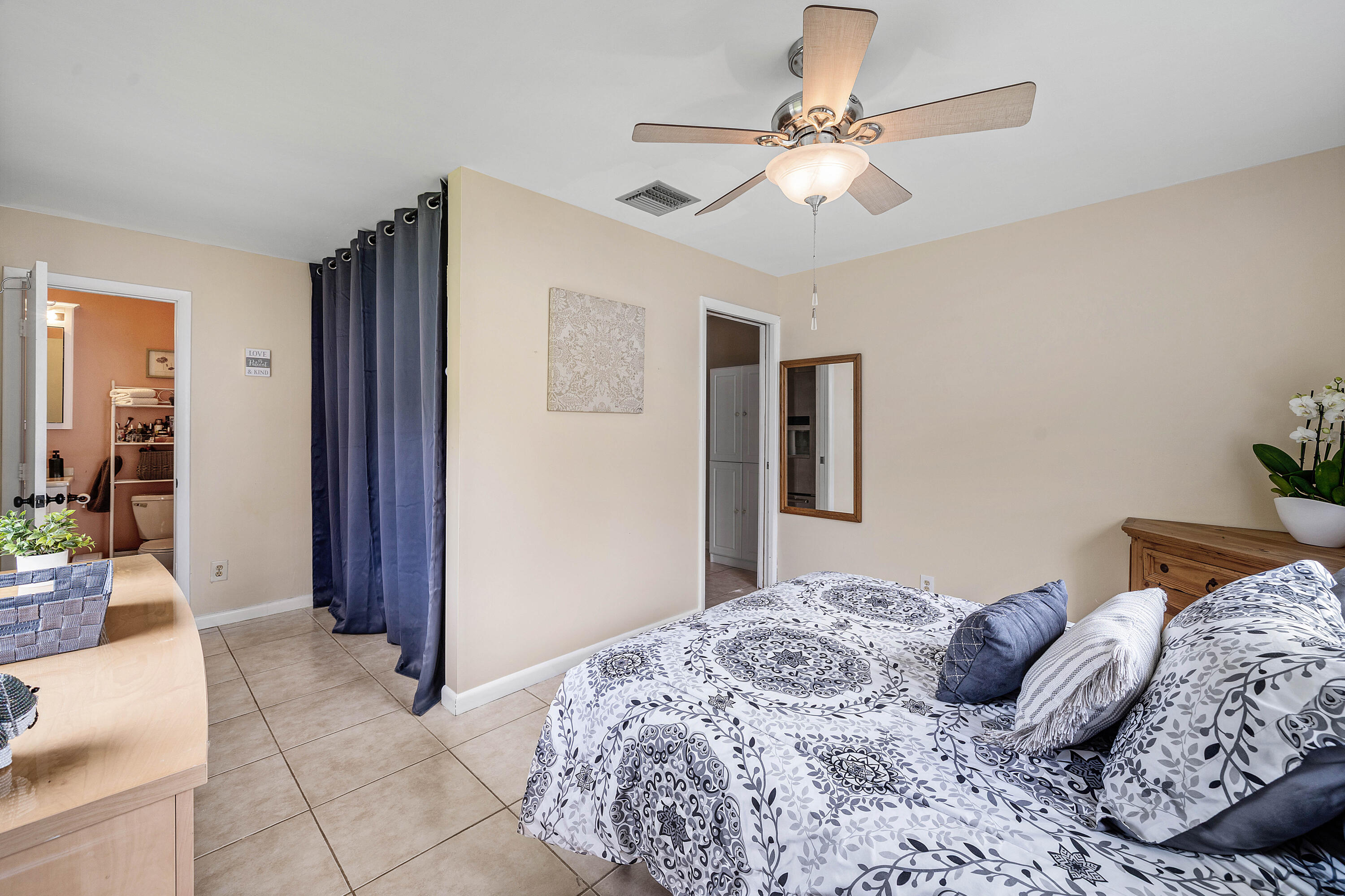 22217 Southwest 64th Terrace Boca Raton, FL 33428 - Photo 18 of 43 Primary BR