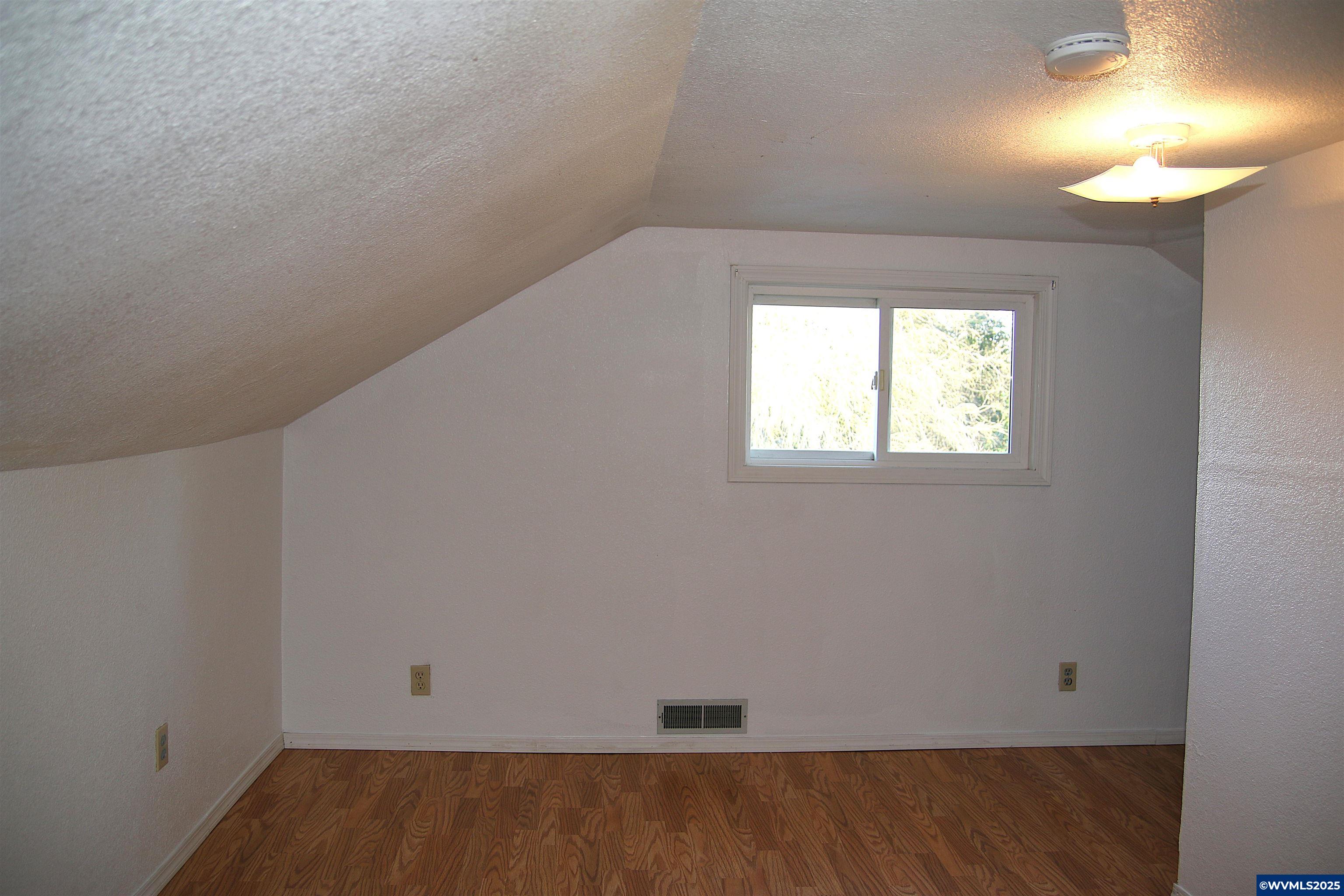 1617 Front Avenue Northeast Albany, OR 97321 - Photo 24 of 36 Gallery Image 24