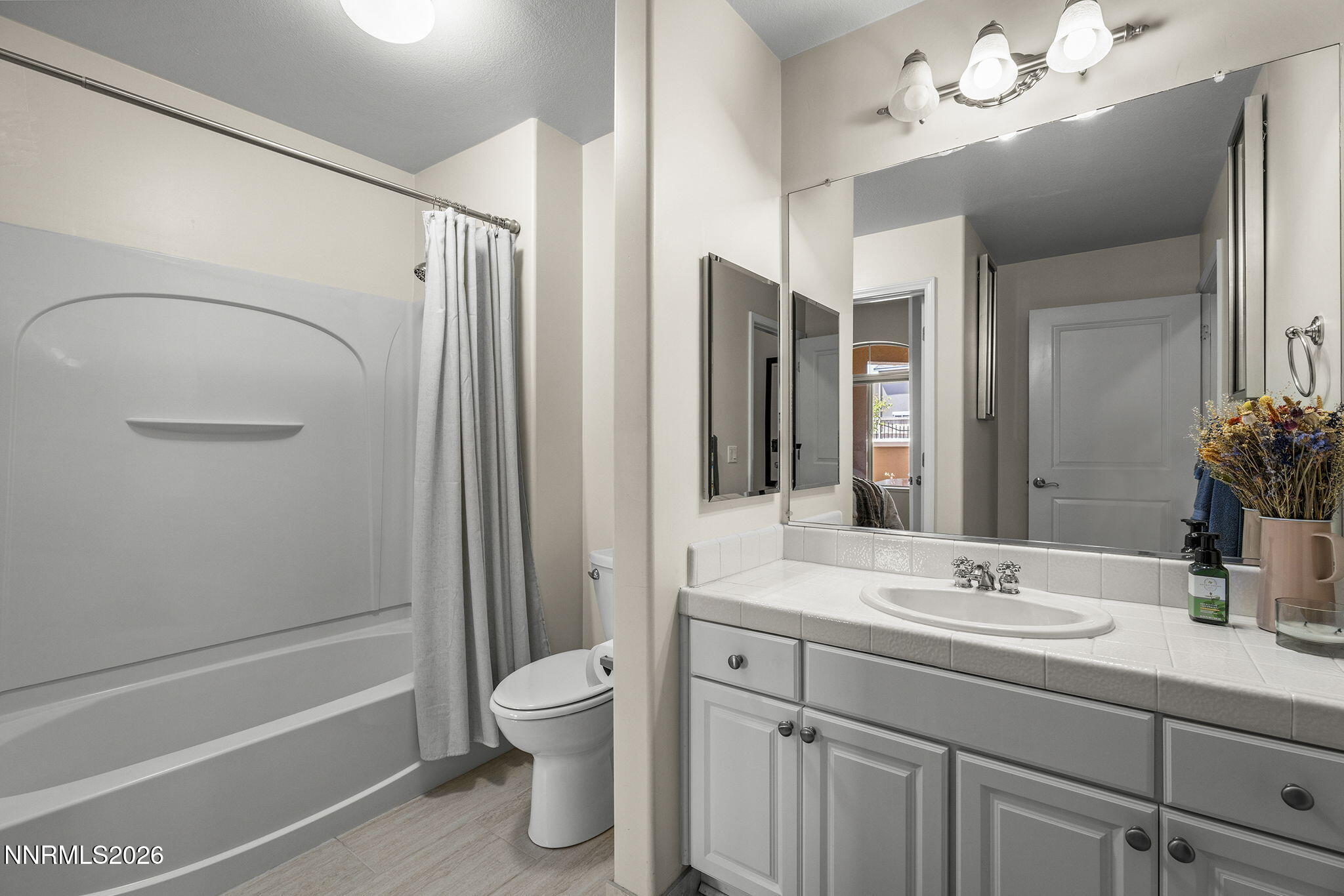 9900 Wilbur May Parkway, Unit 2401 Reno, NV 89521 - Photo 23 of 43 23-web-or-mls-_DSC6459