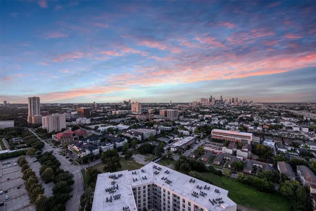 $1,625,250 | 1701 Hermann Drive, Unit 27CE, Houston, TX 77004