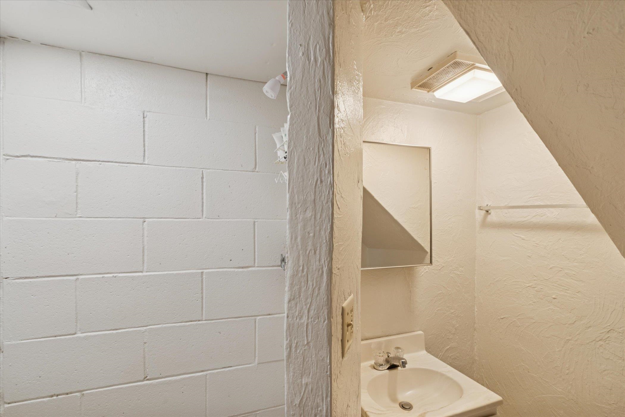 1727 24th Street Kenosha, WI 53140 - Photo 24 of 31