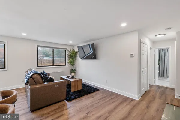 $145,000 | 8601 Manchester Road, Unit 220, Silver Spring, MD 20901