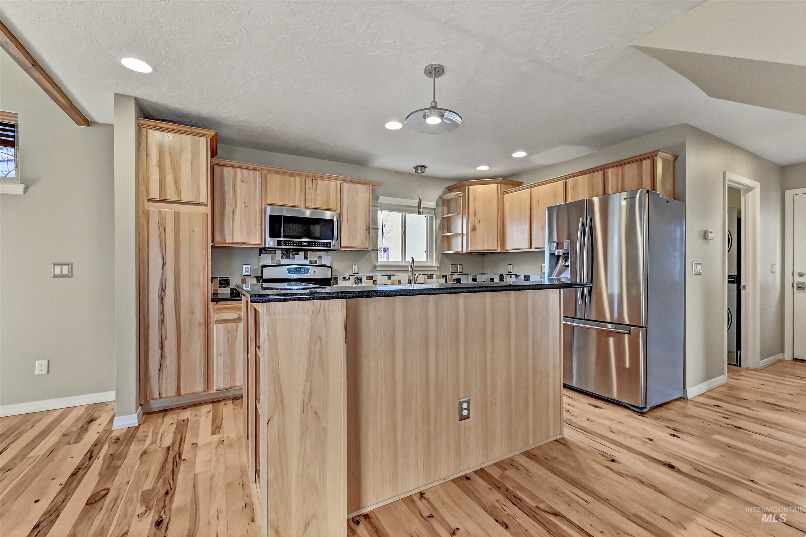 742 East State Street Boise, ID 83712 - Photo 6 of 32