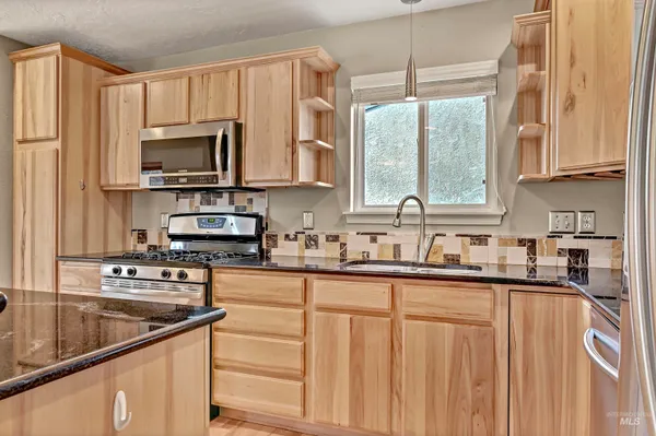 $699,999 | 742 East State Street, Boise, ID 83712