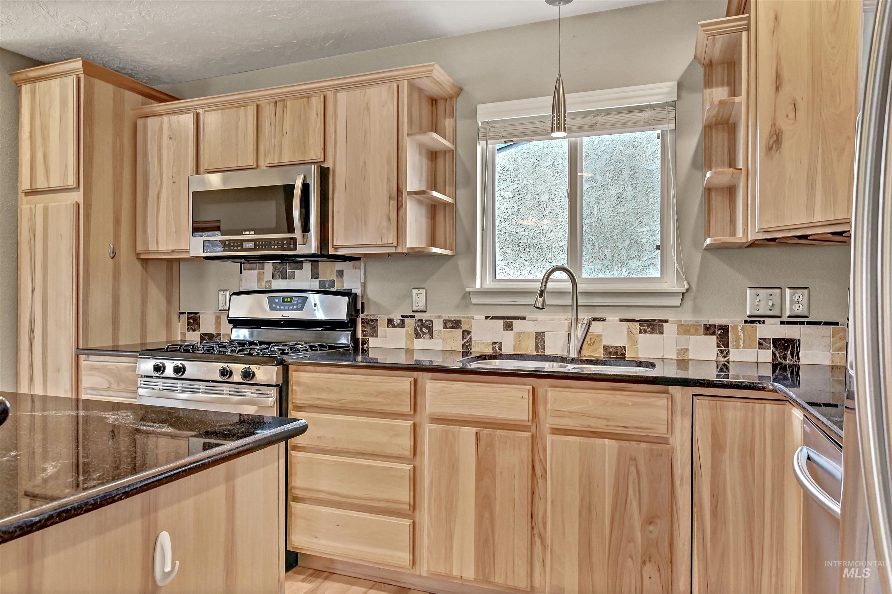 742 East State Street Boise, ID 83712 - Photo 9 of 32