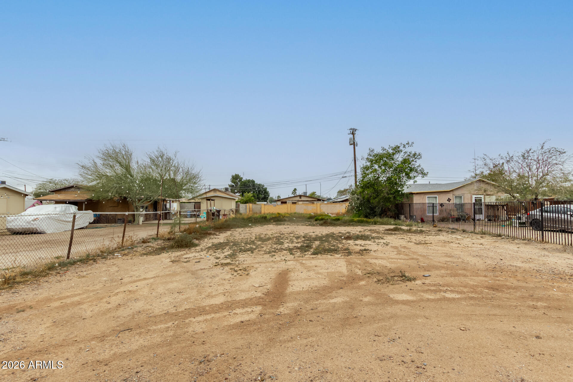 1712 South 3rd Street Phoenix, AZ 85004 - Photo 7 of 12 a view of an outdoor space and yard
