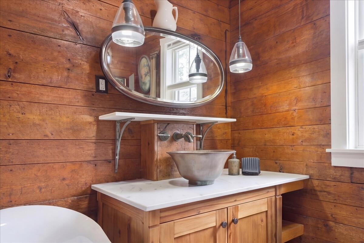 78 Collins Road Manchester, ME 04351 - Photo 42 of 75 68-Bathroom_05