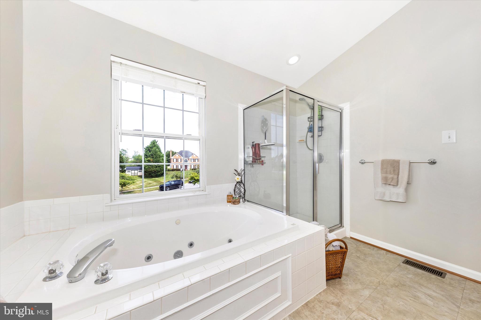 6 Tom Fox Court Poolesville, MD 20837 - Photo 27 of 70