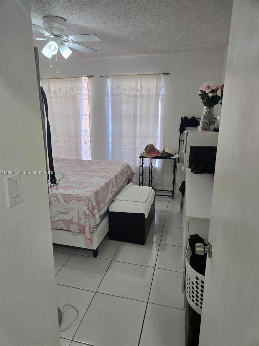16242 Southwest 304th Terrace Homestead, FL 33033 - Photo 15 of 23