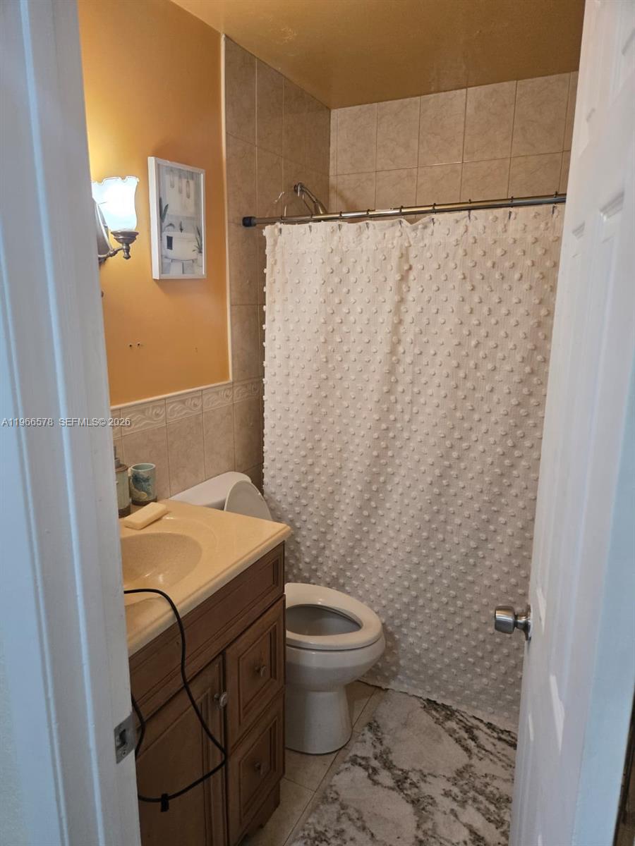 16242 Southwest 304th Terrace Homestead, FL 33033 - Photo 16 of 23