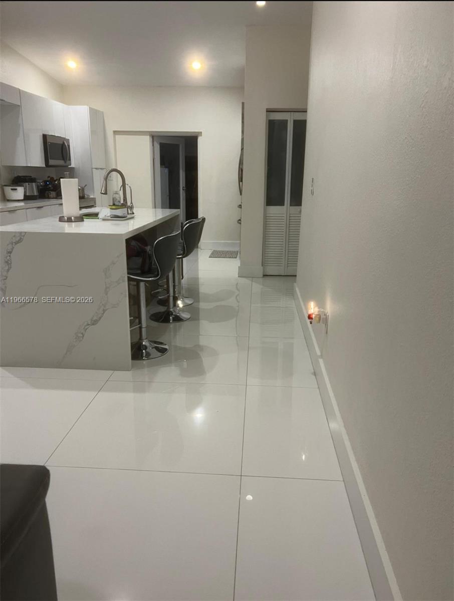 16242 Southwest 304th Terrace Homestead, FL 33033 - Photo 4 of 23