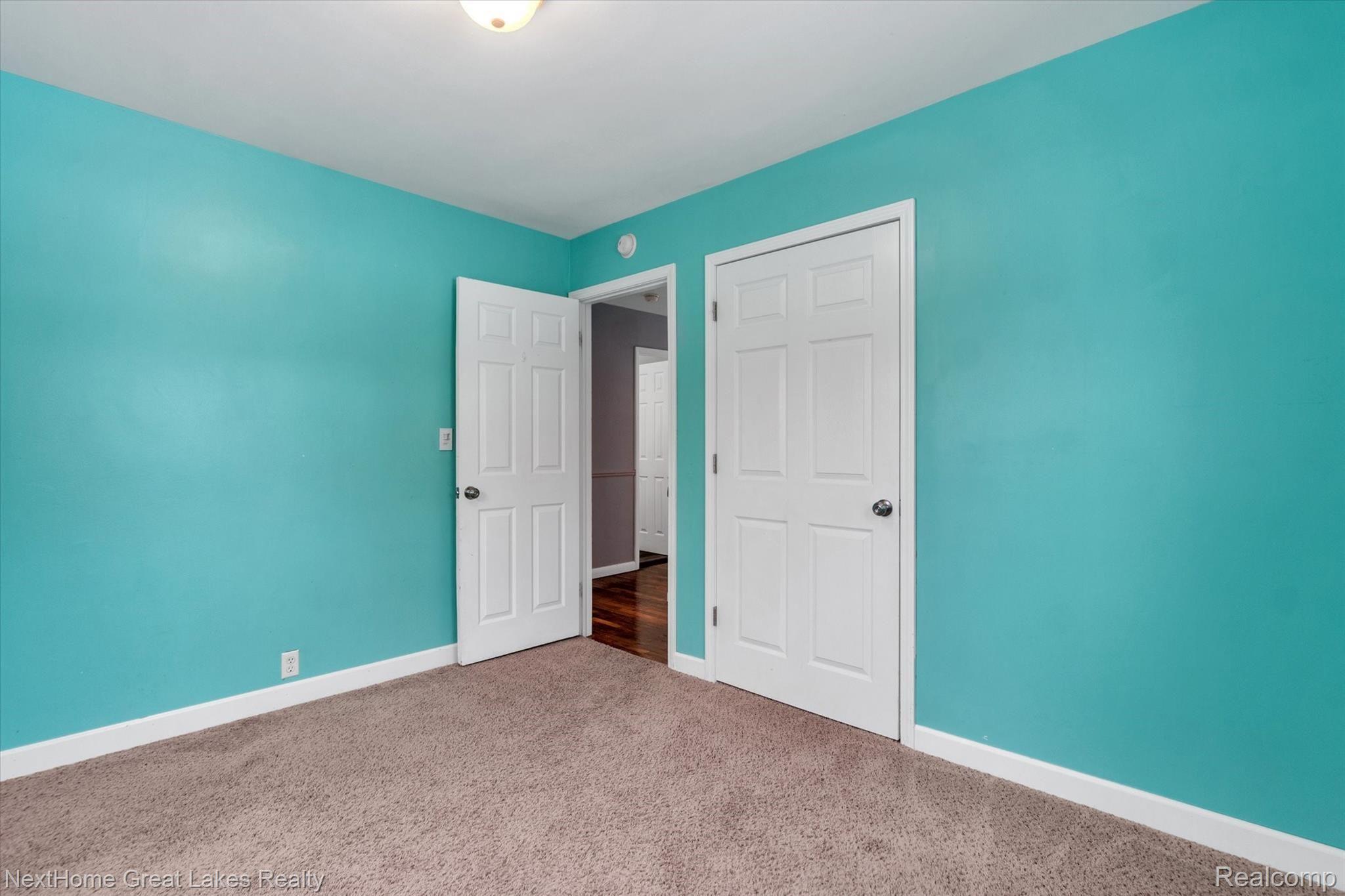 10404 Hegel Road Goodrich, MI 48438 - Photo 21 of 32 21-10404-Hegel-WindowStill-Real-Estate-Photography-21.jpg