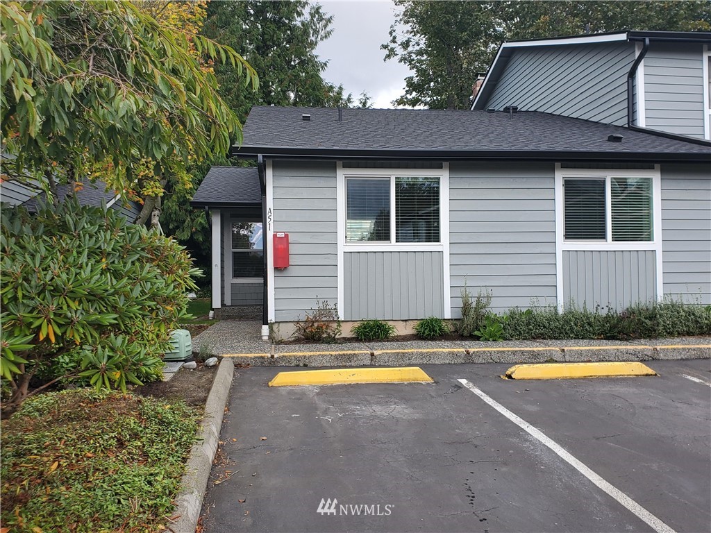 21507 4th Avenue West, Unit A51 Bothell, WA 98021 - Photo 2 of 19