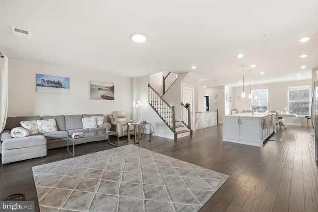 $3,750 | 13252 Woodland Park Road, Herndon, VA 20171