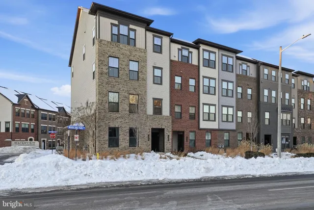 $3,750 | 13252 Woodland Park Road, Herndon, VA 20171